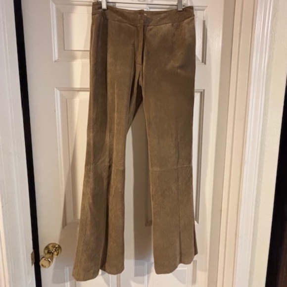 Georgiou Studio Taupe suede boot cut lined Pants- Small sz 6 - Picture 1 of 4